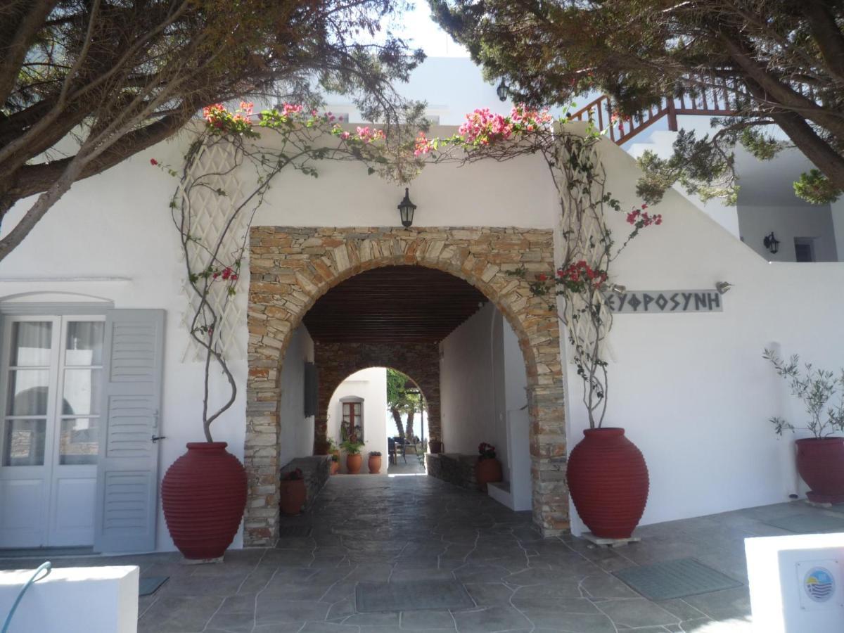 Hotel Efrosini Platis Gialos  Extérieur photo